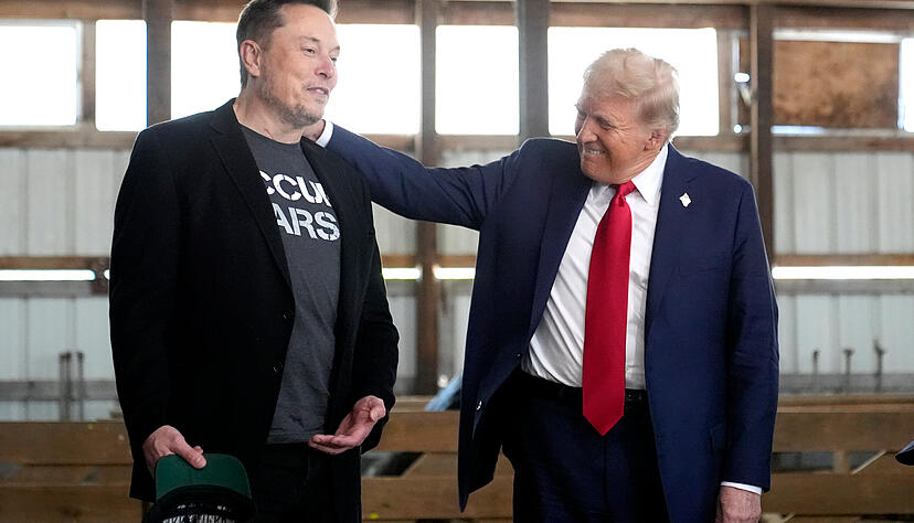 Elon Musk hatte Donald Trump im US-Wahlkampf unterstützt – nun soll der Tesla-Multimilliardär einen besonderen Posten zur Regierungszeit bekommen. Elon Musk hatte Donald Trump im US-Wahlkampf unterstützt – nun soll der Tesla-Multimilliardär einen besonderen Posten zur Regierungszeit bekommen.