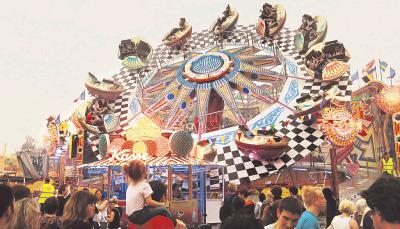 Andrang beim Unterländer Volksfest: Auch Organisator Karl Maier klagt über drastisch gestiegene Kosten für den Rettungsdienst.Foto: Archiv/Veigel Andrang beim Unterländer Volksfest: Auch Organisator Karl Maier klagt über drastisch gestiegene Kosten für den Rettungsdienst.Foto: Archiv/Veigel