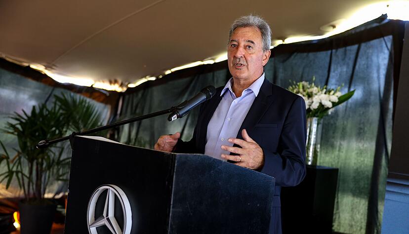 Noch bis 2030 werden die neuen Eigner den Sprinter fertigen. Noch bis 2030 werden die neuen Eigner den Sprinter fertigen.