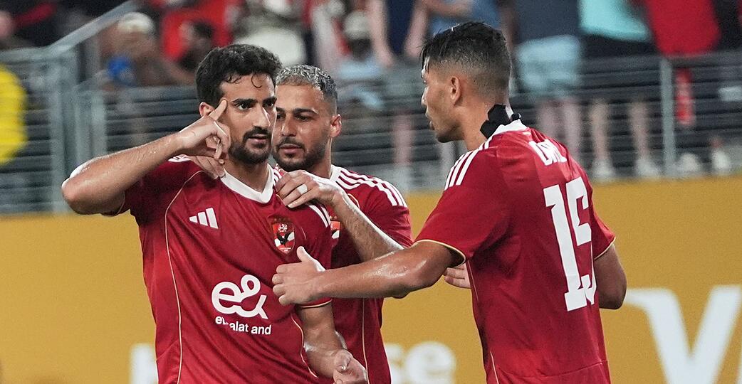 Mohamed Ali Ben Romdhane (l) machte Tunesiens WM-Teilnahme perfekt.