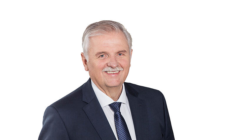 Hermann Hohl (1955-2024) wurde zum Ehrenpr&auml;sidenten des Weinbauverbandes ernannt.