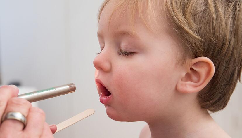 Die Hand-Fu&szlig;-Mund-Krankheit gilt als Kinderkrankheit, da vor allem Kinder unter zehn Jahren betroffen sind.