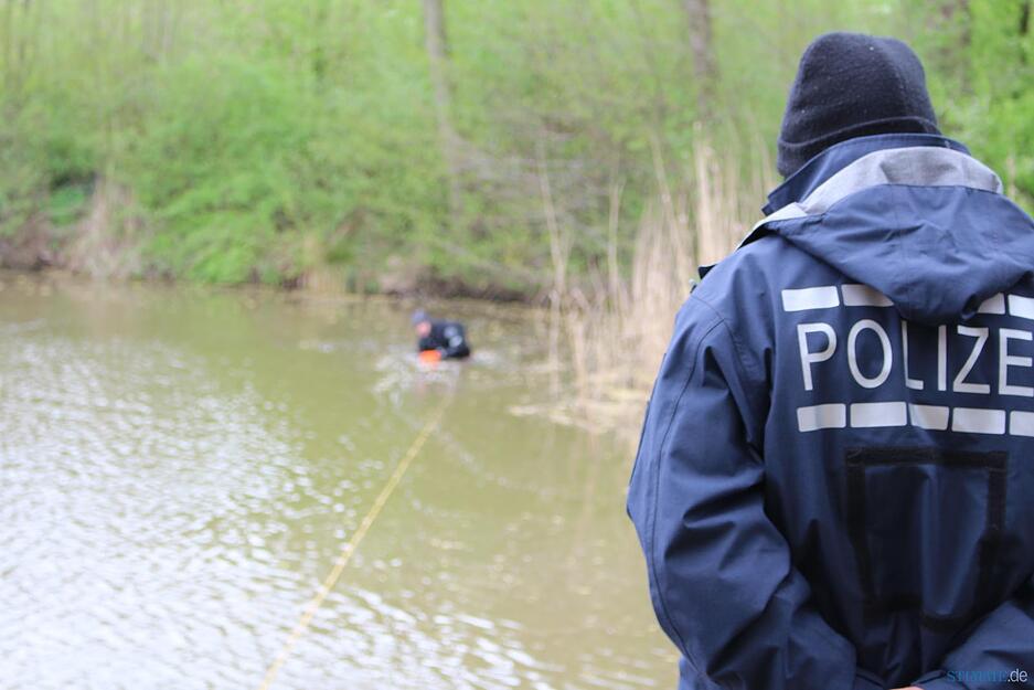 Fall Löwenstein: Polizeitaucher suchen nach Tatwaffe