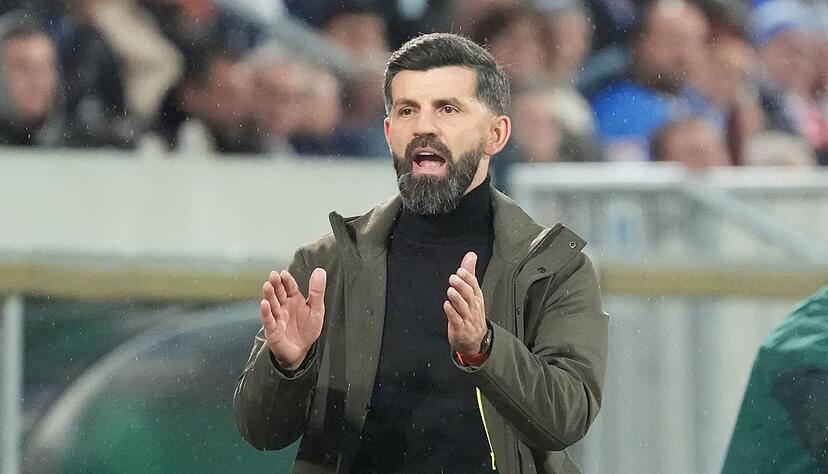 Trainer Miron Muslic setzt auf eine Reaktion seiner Mannschaft.