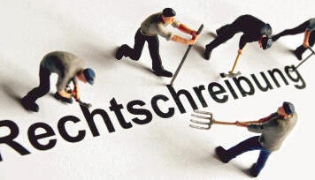 Viel rumgewerkelt wurde in den vergangenen elf Jahren an der deutschen Rechtschreibung. Jetzt ist sie nach einj&auml;hriger &Uuml;bergangsfrist verbindlich.Foto: dpa