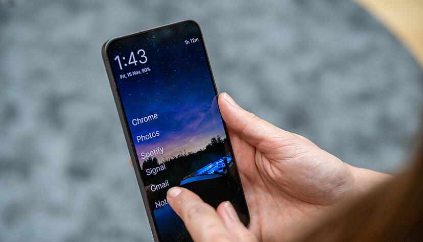 Unaufgeregt: Der Olauncher hilft, die Smartphone-Reizüberflutung einzudämmen.