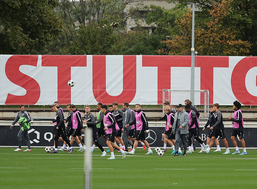 Das Training fand nicht in der MHP-Arena statt, sondern im Robert-Schlienz-Stadion.