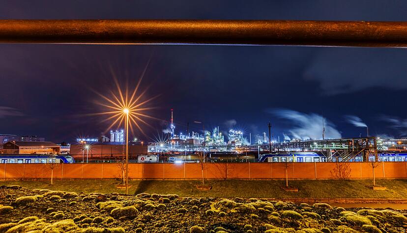 Industriepark H&ouml;chst in Frankfurt: Die Chemiebranche steht unter Druck. (Archivbild)