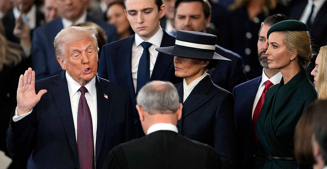 Donald Trump hat mit seiner ersten Rede als neuer US-Präsident bereits für Aufsehen gesorgt.