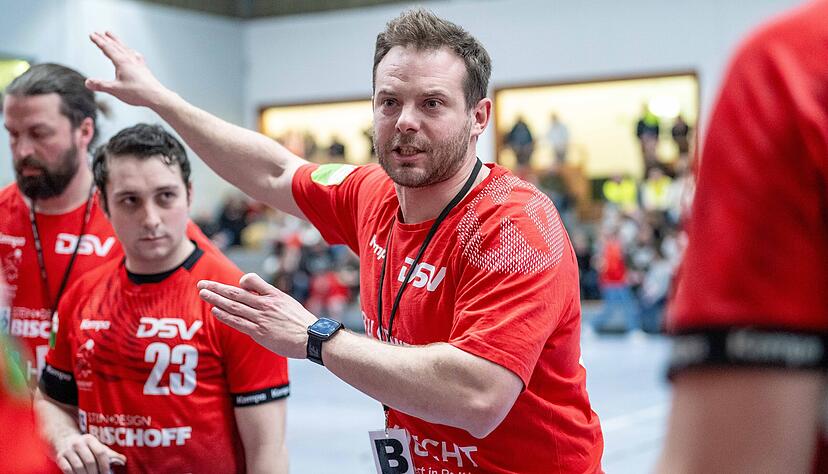 Hat mit der SG Schozach-Bottwartal bis "mindestens Mai 2027" verl&auml;ngert: Timo Stauch, Trainer der Oberliga-M&auml;nner.