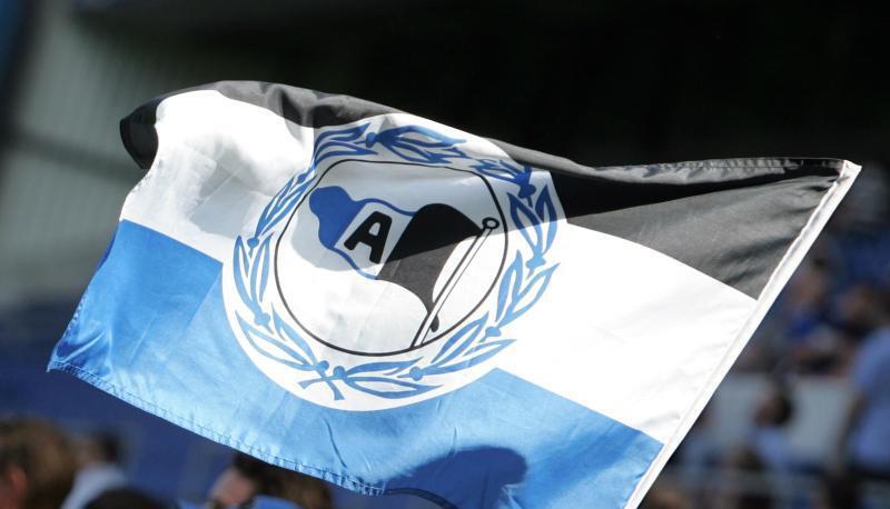Arminia Bielefeld hat weiter Schulden. Foto: Friso Gentsch