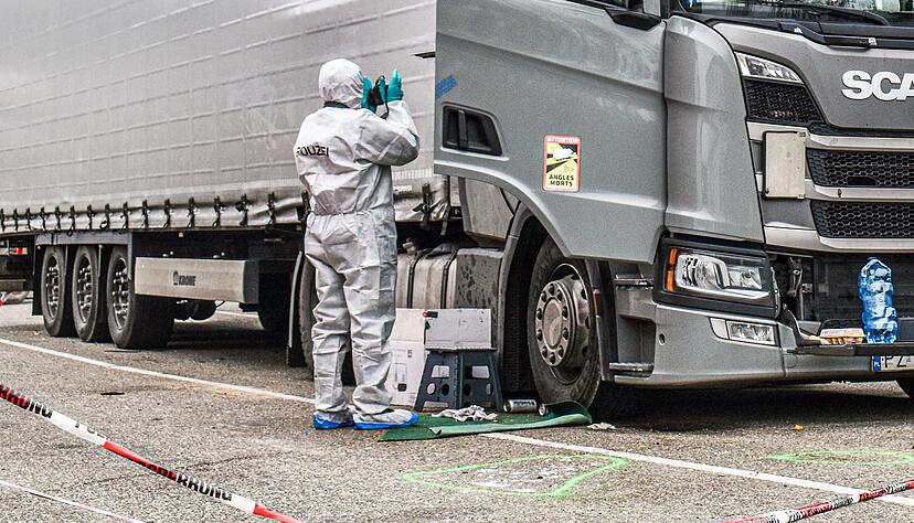 Zwei Trucker sind wegen gemeinschaftlichen Totschlags vor dem Landgericht Heilbronn angeklagt.(Archivbild)