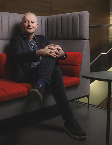 Olaf K&ouml;ller spricht &uuml;ber "Tablets f&uuml;r alle" in Heilbronn.