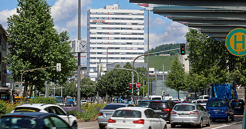 Das Kommunikationsteam der Stadt Heilbronn weist in dem Social-Media-Post auf die Abmeldem&ouml;glichkeit des Autos &uuml;ber i-Kfz hin.