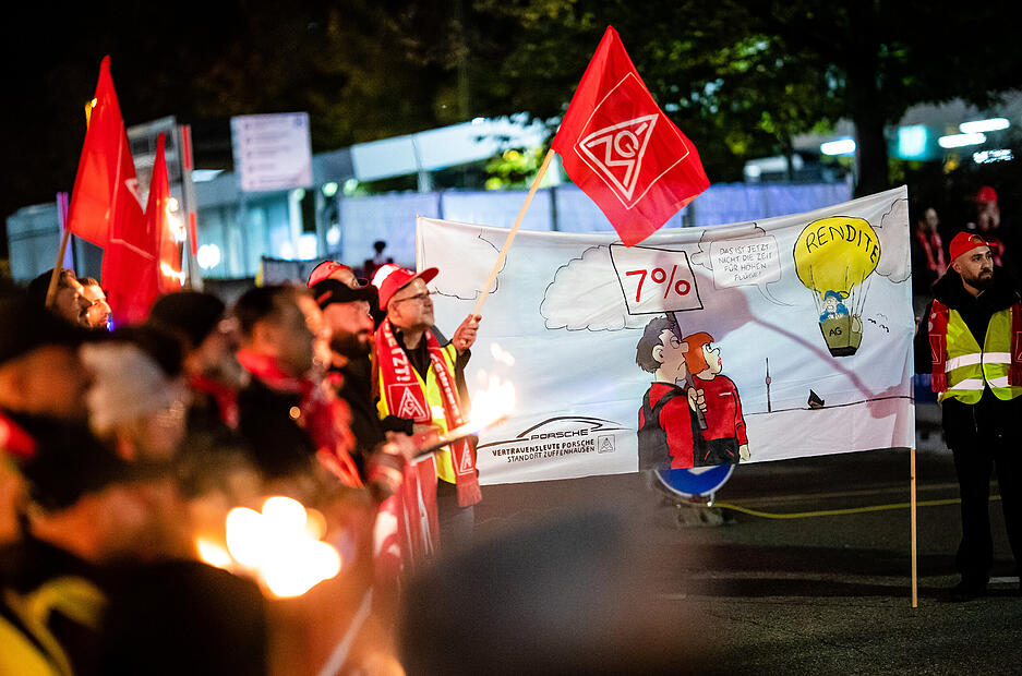 Nach dem ausgehandelten Frieden dürfen die Mitarbeiter wieder streiken. Sie fordern unter anderem sieben Prozent mehr lohn.