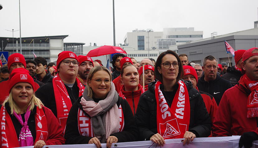 Mit Warnstreiks wie vor dem Audi-Werk kamen auch neue Mitglieder in die IG Metall Heilbronn-Neckarsulm.