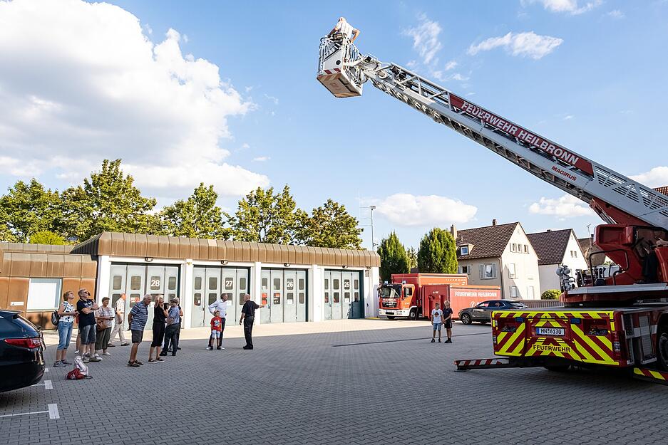 Lesersommer bei der Feuerwehr Heilbronn Lesersommer bei der Feuerwehr Heilbronn