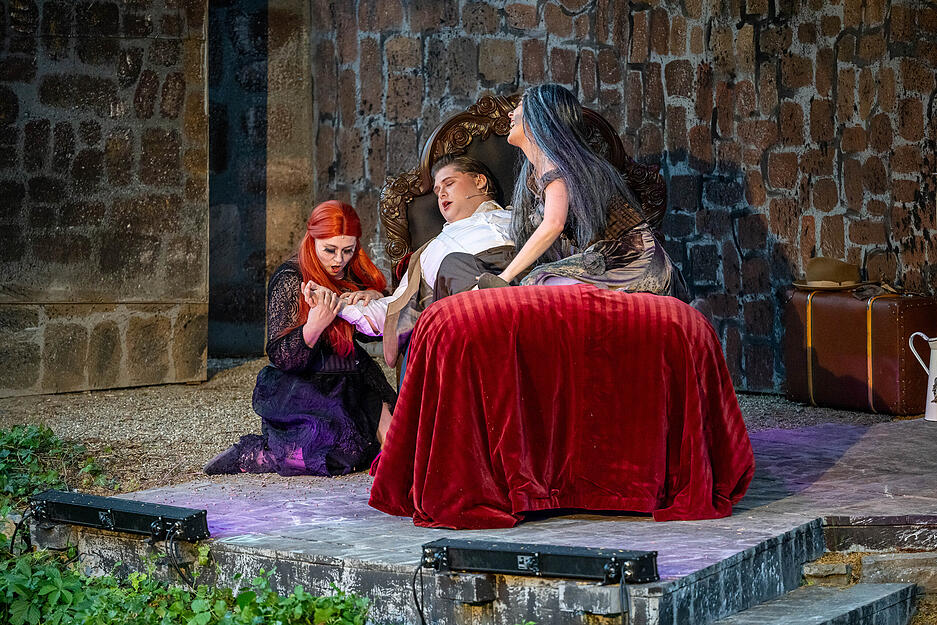 Bis zum 27. Juli wird "Dracula" noch in Neuenstadt gespielt.