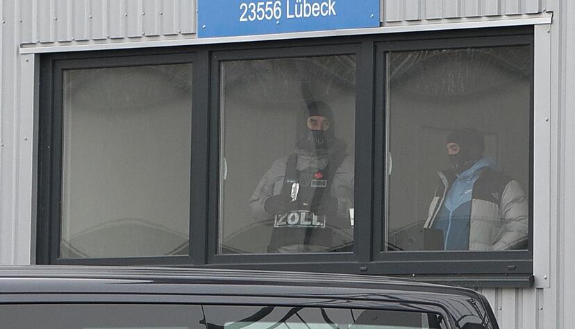 Beamte des Zollkriminalamts hatten am Morgen f&uuml;nf M&auml;nner festgenommen.