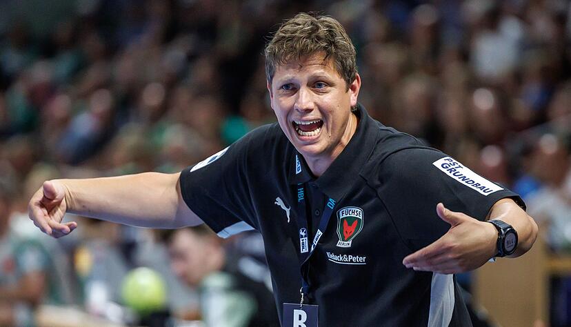 Nicolej Krickau verliert auch sein zweites Bundesliga-Spiel als Füchse-Coach. (Archivbild)
