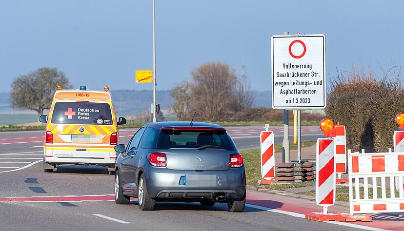 Zu Sanierungsbeginn war die Saarbrückener Straße befahrbar.
Foto: Mario Berger Zu Sanierungsbeginn war die Saarbrückener Straße befahrbar.
Foto: Mario Berger