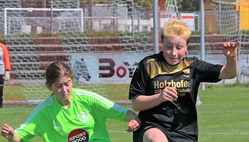 C-Mädels: Die Oedheimerin Miray Bilgic (links) gegen Vanessa Saam, C-Mädels: Die Oedheimerin Miray Bilgic (links) gegen Vanessa Saam,