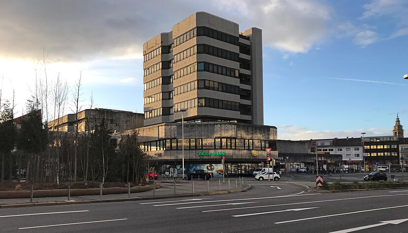 Zentral in der Innenstadt liegt das Heilbronner Wollhaus. Ideen, wie man es anderweitig nutzen kann, gibt es zu Hauf. Zentral in der Innenstadt liegt das Heilbronner Wollhaus. Ideen, wie man es anderweitig nutzen kann, gibt es zu Hauf.