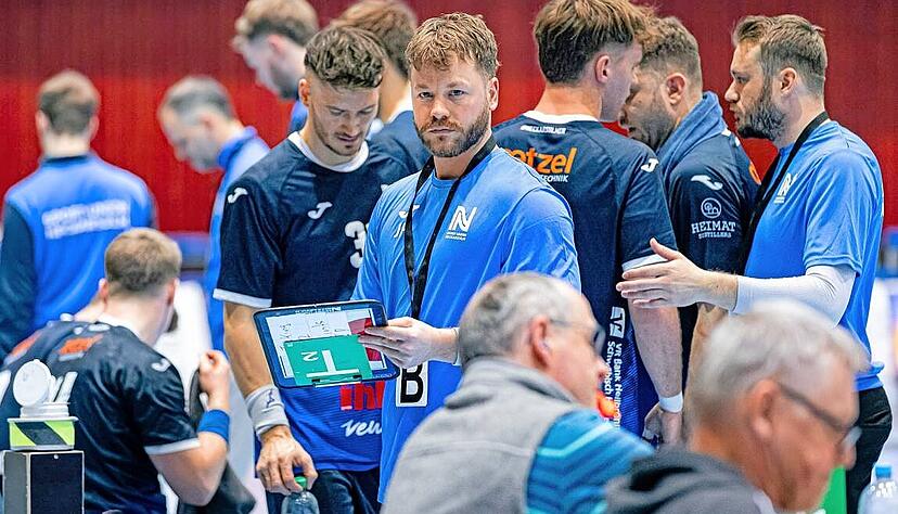 Jonas Heilmann (Mitte) gibt die Verantwortung als Trainer im Sommer weiter. Jan K&ouml;nig (links) wird neuer Co-Trainer bei den Verbandsliga-M&auml;nnern der Sport-Union Neckarsulm.