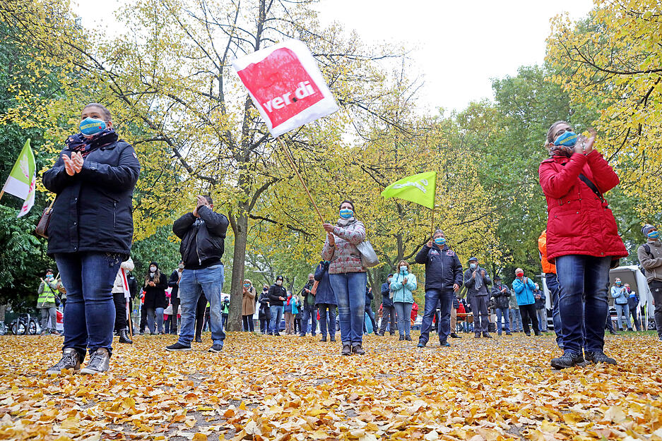 Mitarbeiter des öffentlichen Dienstes streiken in Heilbronn Mitarbeiter des öffentlichen Dienstes streiken in Heilbronn