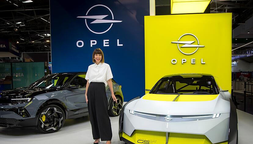 Opel stimmt auf die Zukunft des Corsa ein und zeigt ein entsprechendes GSE-Konzept mit 800 PS. Opel stimmt auf die Zukunft des Corsa ein und zeigt ein entsprechendes GSE-Konzept mit 800 PS.