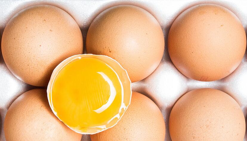 Ob ein Ei frisch oder &auml;lter ist, l&auml;sst sich gut am Eiklar erkennen - oder Sie machen den Wassertest.