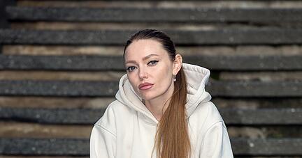 Bei ihrer Europatour als Fotomodel macht Olga Danylova aus Kiew auch Station in Heilbronn. Hier spricht die Ukrainerin über den Irrsinn des Krieges.