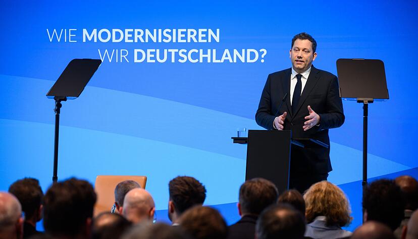 Wie modernisierten wir Deutschland? Klingbeil gibt seine Antwort.