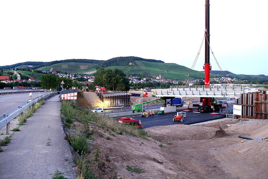 Ersatzbrücke über die Autobahn 6 bei Erlenbach