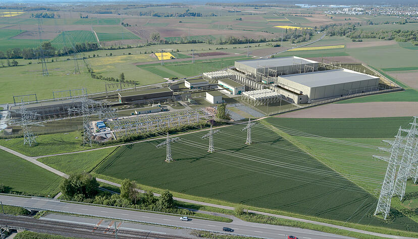 Das Foto zeigt das Umspannwerk bei Leingarten aus der Vogelperspektive.