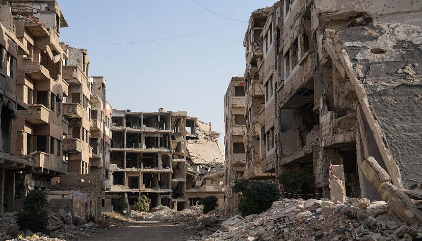 Vor allem in den einstigen Hochburgen der Gegner von Ex-Präsident Baschar al-Assad ist die Zerstörung immens. (Symbolild) Vor allem in den einstigen Hochburgen der Gegner von Ex-Präsident Baschar al-Assad ist die Zerstörung immens. (Symbolild)