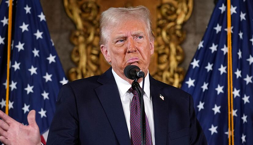 Trump keilt erneut mit Kritik an der Brandbekämpfung in Los Angeles dazwischen. (Archivbild) Trump keilt erneut mit Kritik an der Brandbekämpfung in Los Angeles dazwischen. (Archivbild)