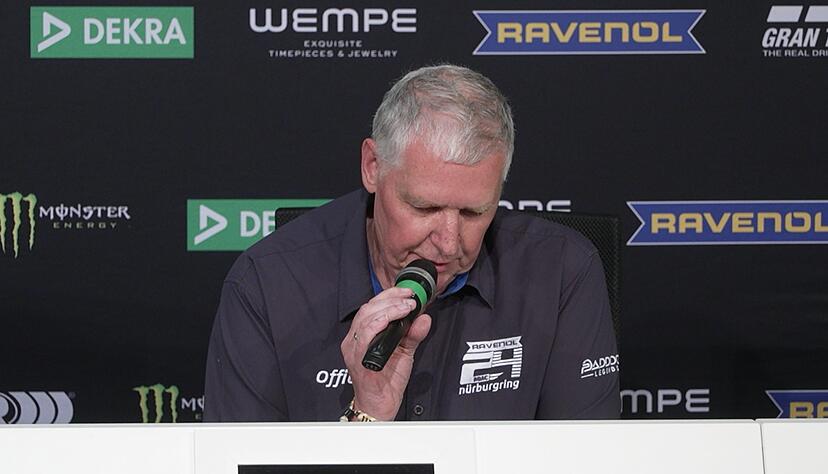 Walter Hornung ist der Rennleiter auf dem N&uuml;rburgring, wo es einen Unfall mit t&ouml;dlichen Folgen gab.