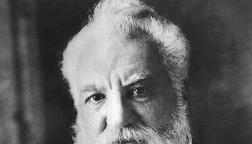 Alexander Graham Bell setzte sich in einem Patentkrimi um die Erfindung des Telefons mit technischem Genie und juristischer Skrupellosigkeit durch.