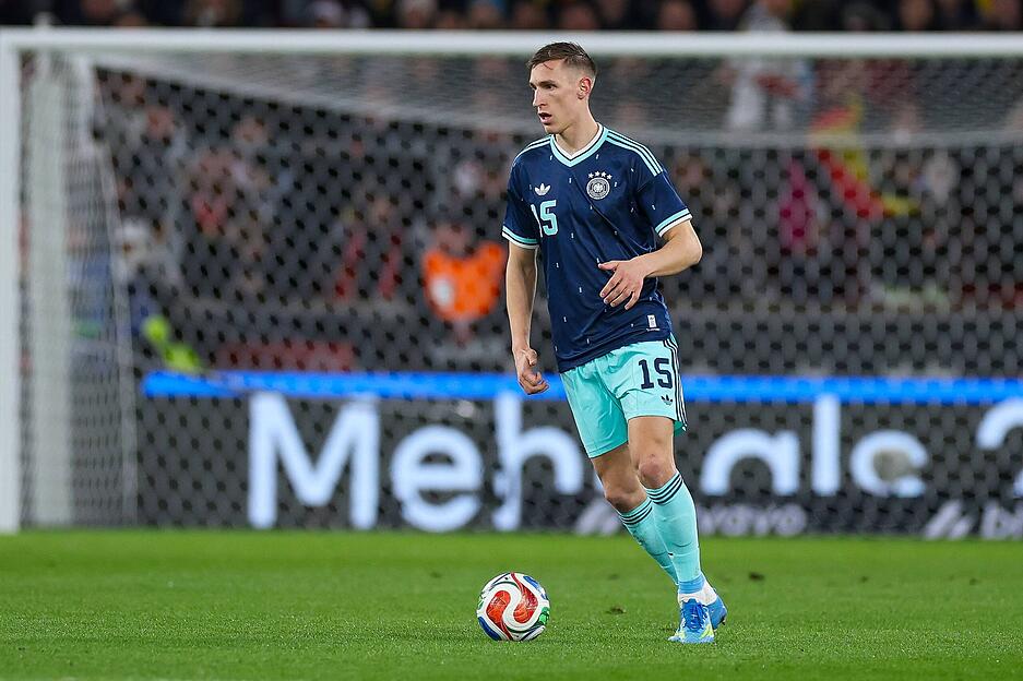 Nico Schlotterbeck: Wenig zu tun gegen Ghana, aber in der 52. Minute rettet sein Knie nach einem starken Angriff. Note: 3 Nico Schlotterbeck: Wenig zu tun gegen Ghana, aber in der 52. Minute rettet sein Knie nach einem starken Angriff. Note: 3