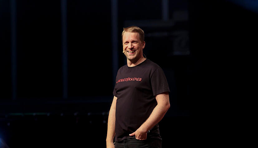 Oliver Pocher mit seinem Programm "Der Liebeskasper" hier in Ludwigshafen. Oliver Pocher mit seinem Programm "Der Liebeskasper" hier in Ludwigshafen.