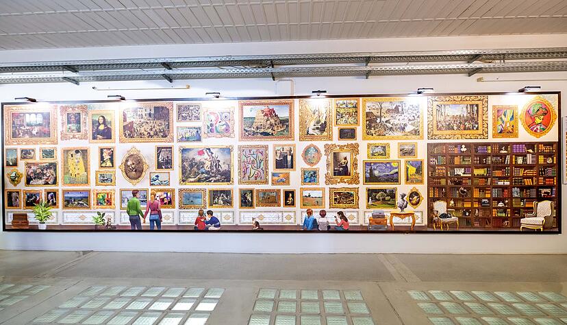 Das XXL-Puzzle zeigt &uuml;ber 50 verschiedene Gem&auml;lde und h&auml;ngt jetzt im Flur einer Wohngruppe in der JVA Heilbronn.