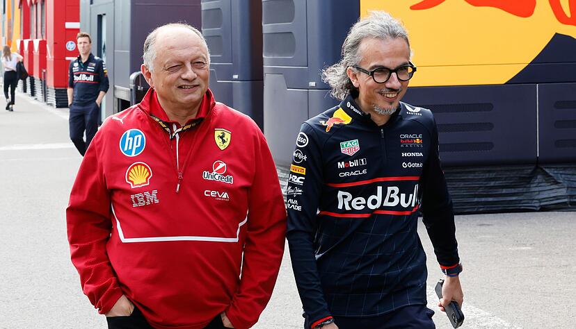 Laurent Mekies (r), hier neben Ferrari-Teamchef Frederic Vasseur, ist der neue Boss von Red Bull Racing.