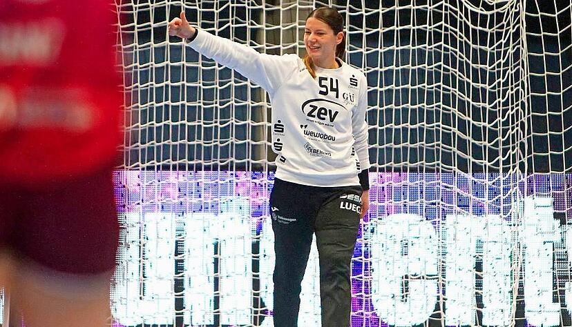 Nicht nur mit einem nach oben gestreckten Daumen, auch schriftlich hat Barbara Győri ihre Zusage f&uuml;r ein neues Kapitel in Neckarsulm gegeben.