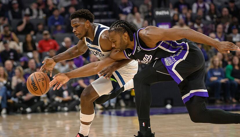 Edwards (links) spielte stark, zum Sieg in Sacramento reichte es nicht. Edwards (links) spielte stark, zum Sieg in Sacramento reichte es nicht.