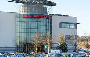 Das Breuningerland in Ludwigsburg lockt Kunden aus der Region. Das Breuningerland in Ludwigsburg lockt Kunden aus der Region.