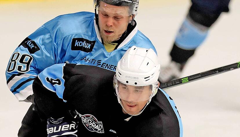 Judd Blackwater (vorne) kann ein Spiel lesen.
Foto: imago images/Mario Buehner