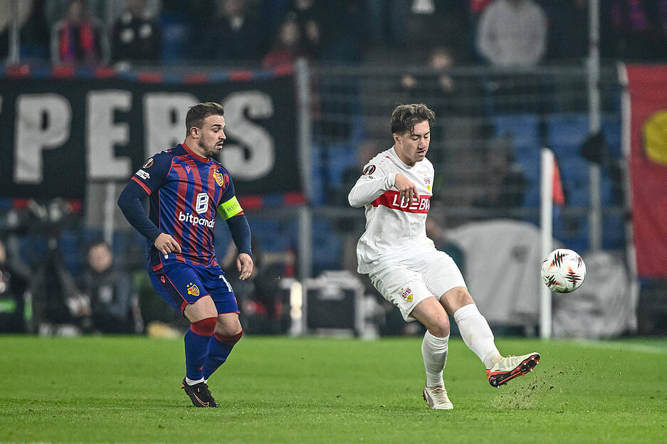 Angelo Stiller: Schlimmer Ballverlust vor dem 0:1. Nicht der einzige im Spiel. Im Spielaufbau hin und wieder träge. Note: 5