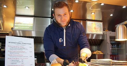 Toni Tänzer ist seit Jahren eine Größe der regionalen Street-Food-Szene. Nun hat der Öhringer sich den Europameistertitel der Street-Food-Köche erkocht.