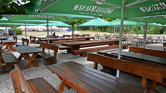 Mit großem Spielplatz und E-Fahrrad-Ladesäule eignet sich der Biergarten am Kocher für jede Generation.